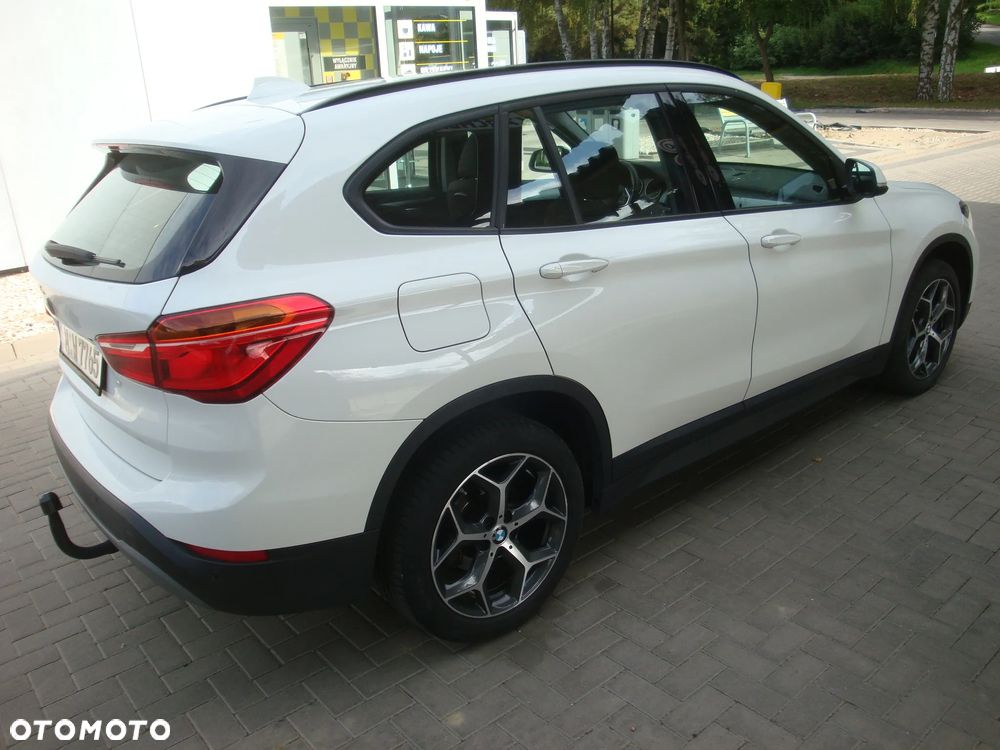 BMW X1 xDrive18d - 6