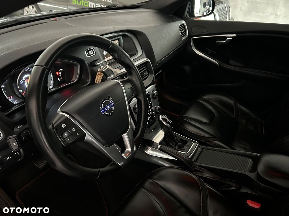 Volvo V40 D2 Drive-E Dynamic Edition - 36