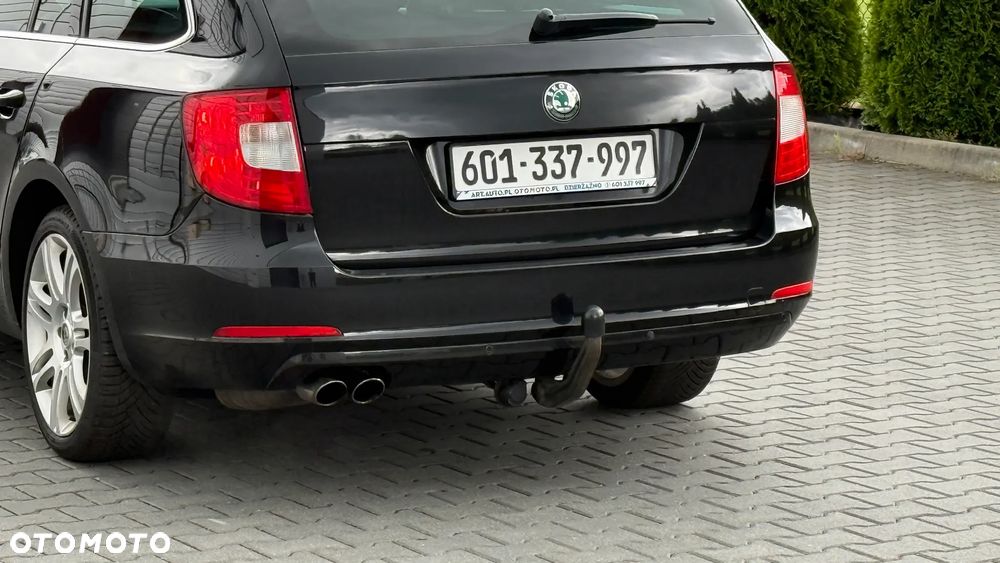 Skoda Superb 2.0 TDI Elegance DSG - 10