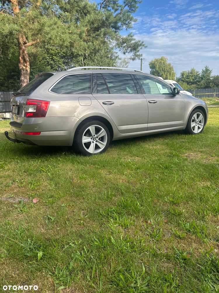 Skoda Octavia 2.0 TDI 4x4 Drive - 9