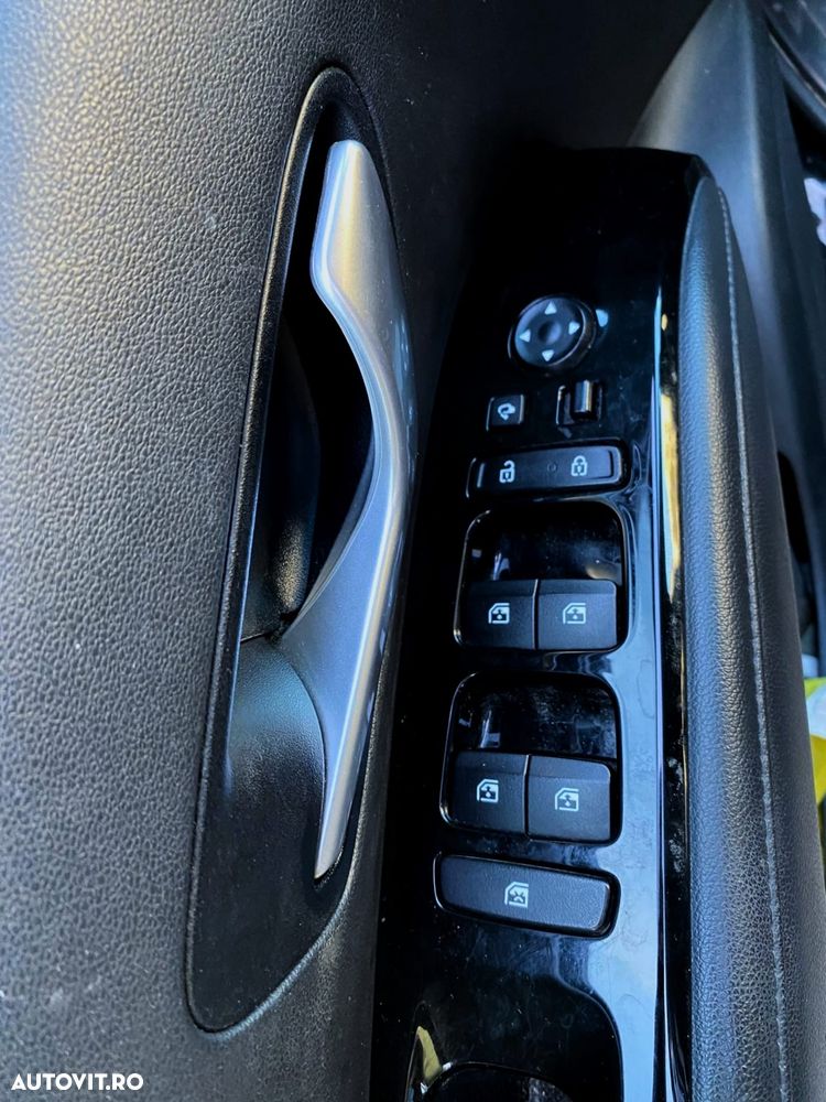 Hyundai Tucson - 8