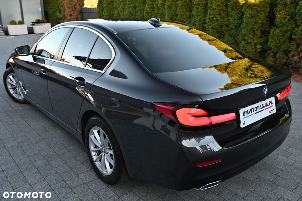 BMW Seria 5 - 24