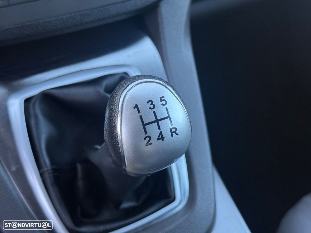 Ford C-Max 1.6 TDCi Titanium - 21