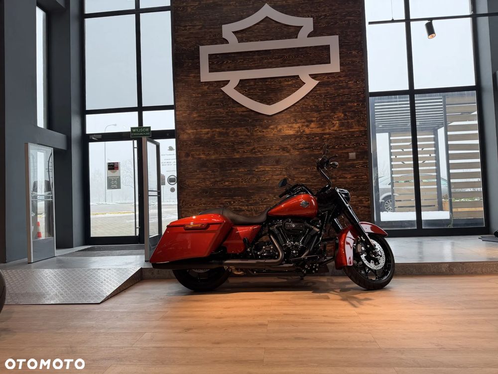 Harley-Davidson Touring Road King - 2