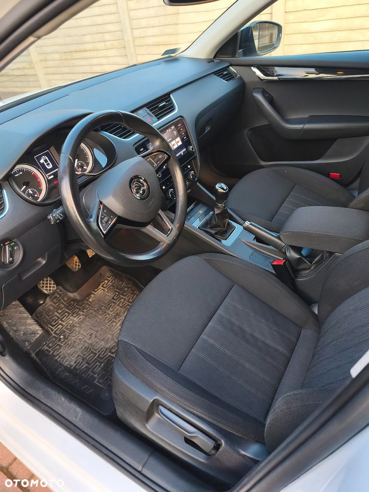 Skoda Octavia 1.5 TSI GPF ACT Ambition - 11