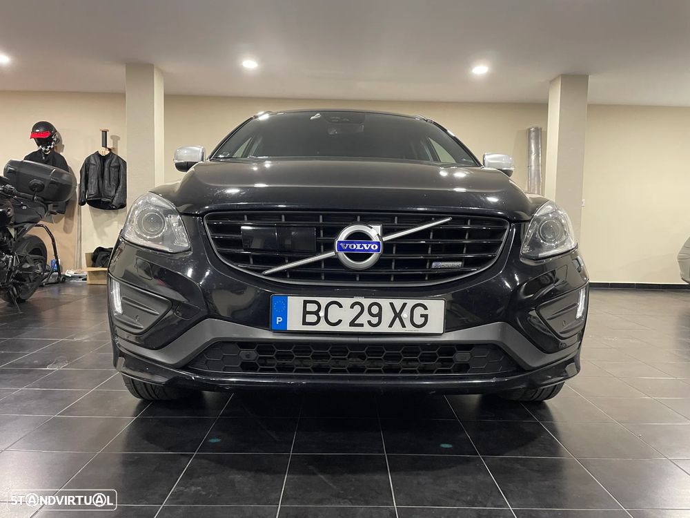 Volvo XC 60 2.0 D4 R-Design Geartronic - 4