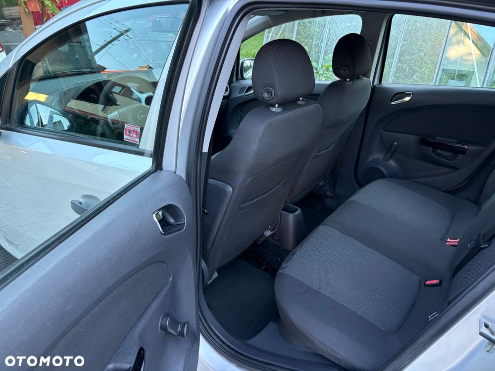 Opel Corsa - 20
