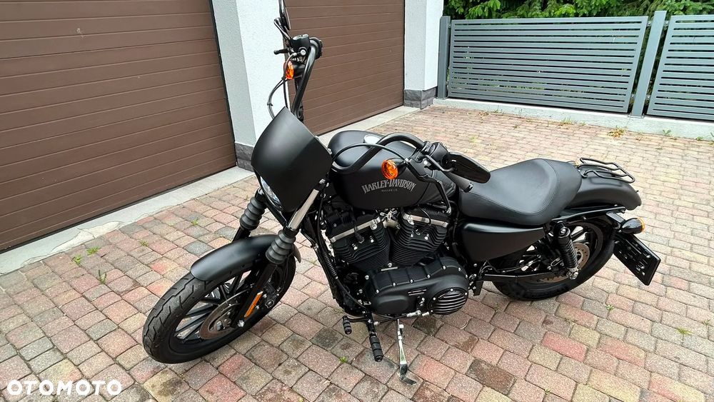 Harley-Davidson Sportster Iron 883 - 4