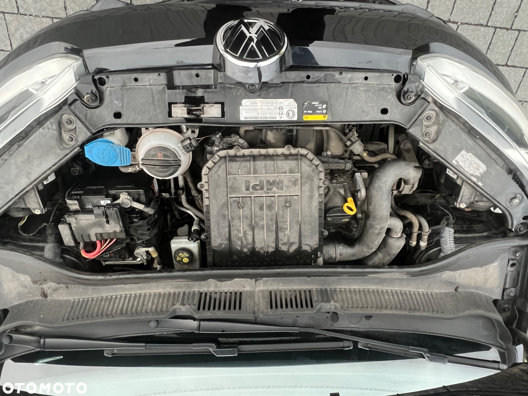 Volkswagen up! 1.0 cross CityLine - 12