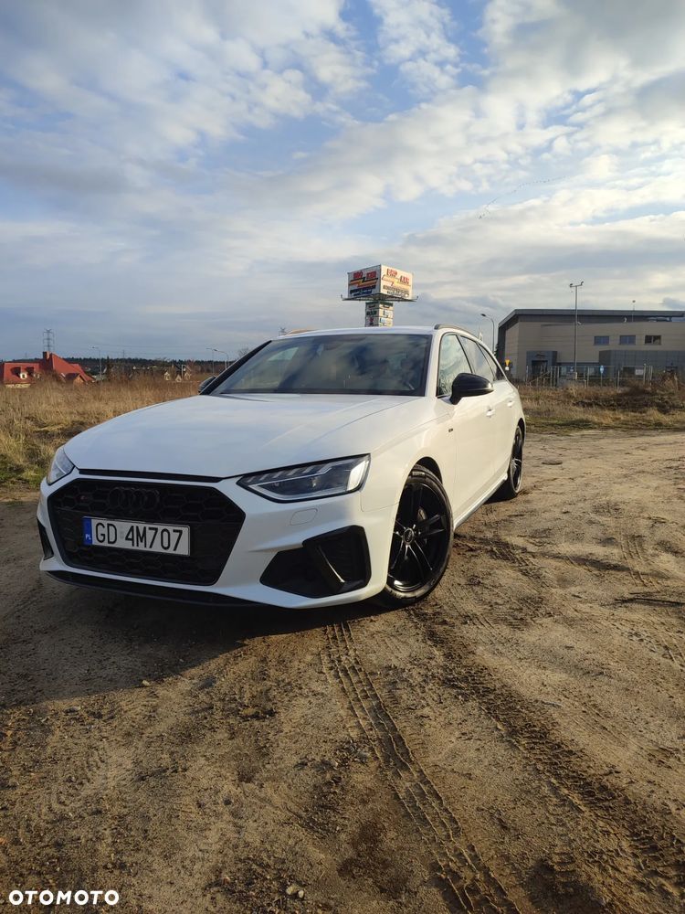 Audi A4 Avant 40 TDI quattro S tronic S line - 2