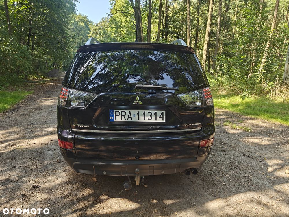 Mitsubishi Outlander 2.2 DID Intense + - 7