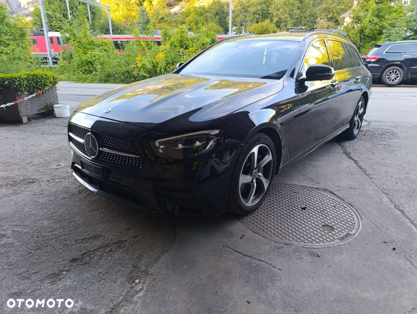 Mercedes-Benz Klasa E 220 d 4-Matic AMG