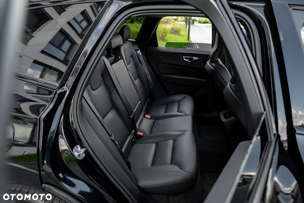 Volvo XC 60 - 24