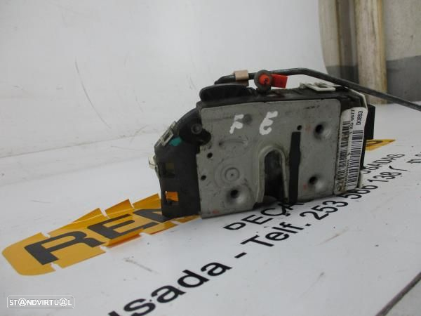 Fecho Porta Frente Esq Dodge Caliber - 3