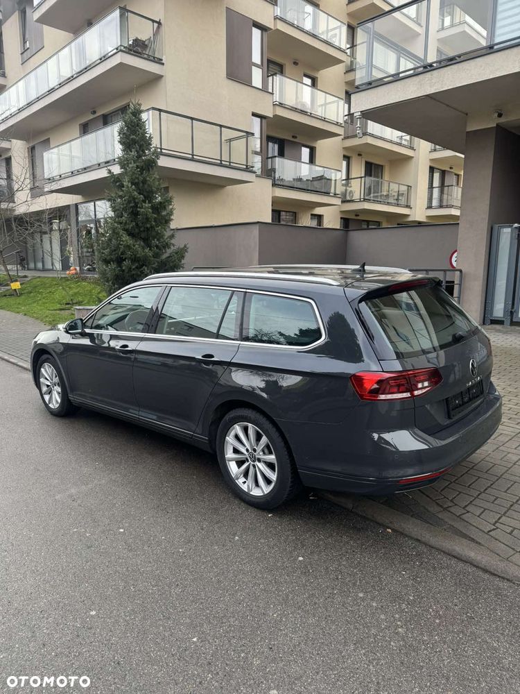 Volkswagen Passat 2.0 TDI SCR DSG Business - 17