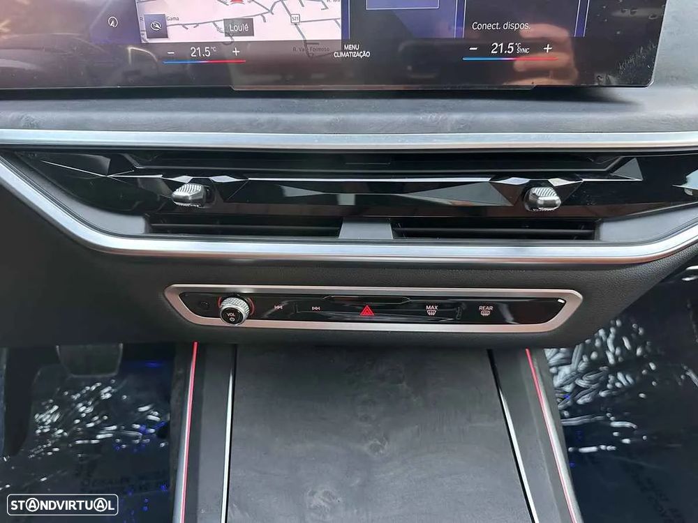 BMW X7 M M60i - 19