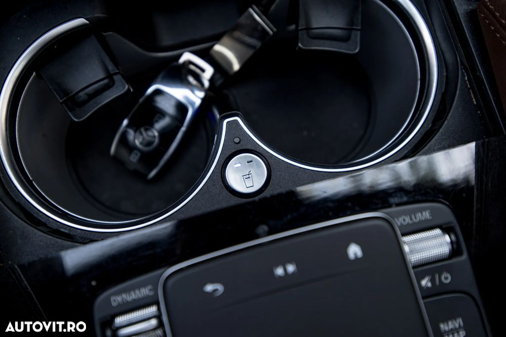 Mercedes-Benz GLS - 29