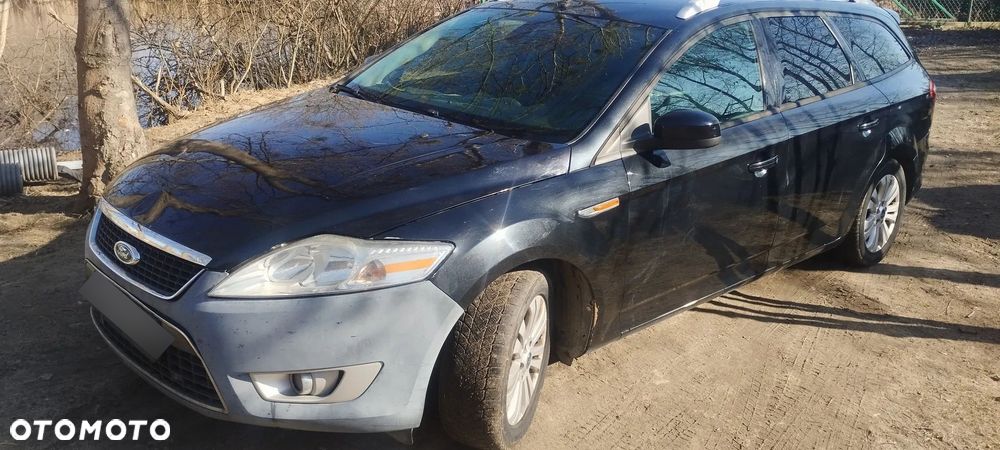 Ford Mondeo 2.0 TDCi Ghia - 13