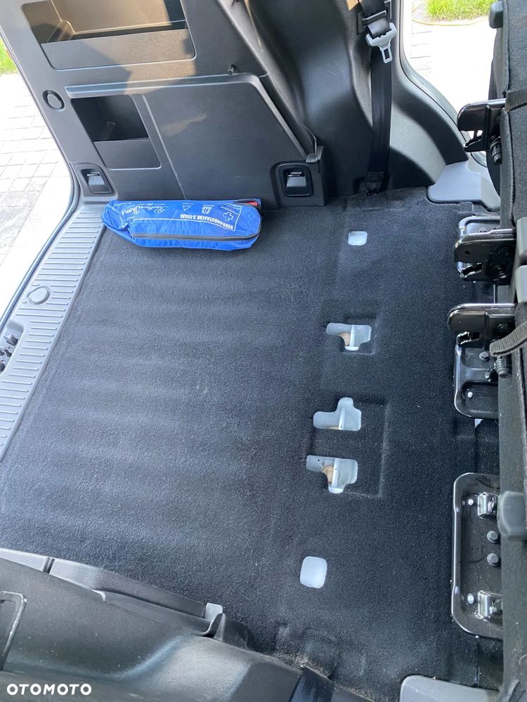 Ford Tourneo Courier 1.5 TDCi Trend - 12