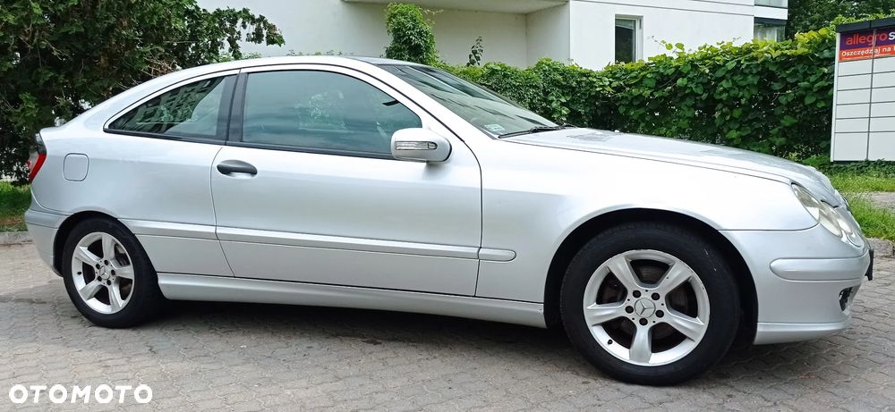 Mercedes-Benz Klasa C 180 Kompressor - 8