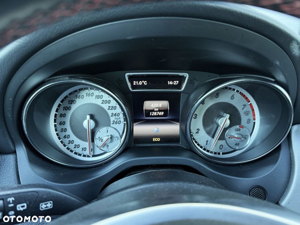 Mercedes-Benz GLA 200 AMG Line - 22
