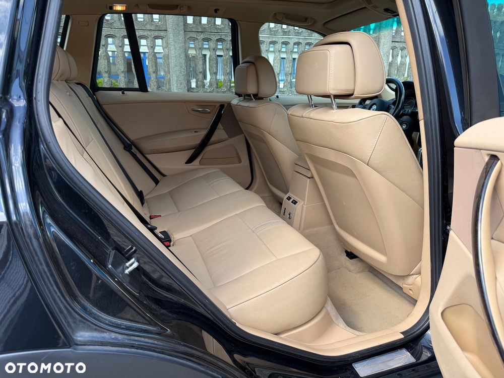 BMW X3 - 32