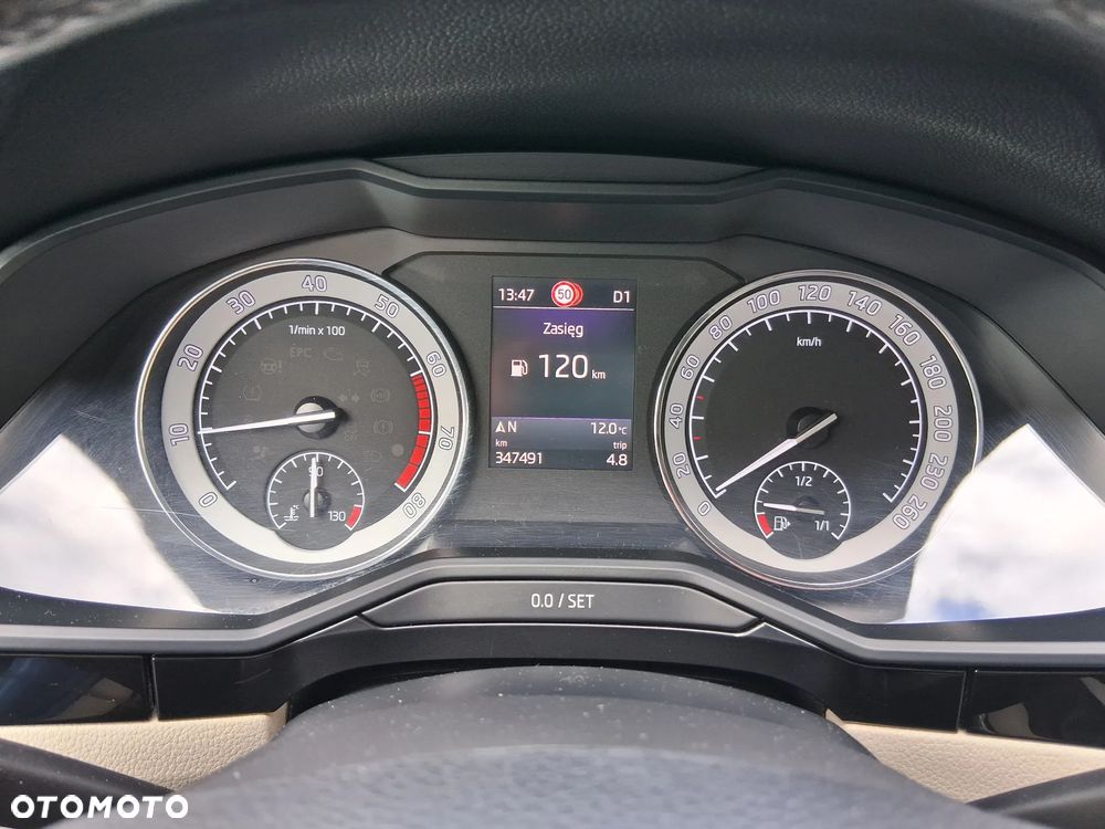Skoda Superb 2.0 TSI 4x4 L&K DSG - 23