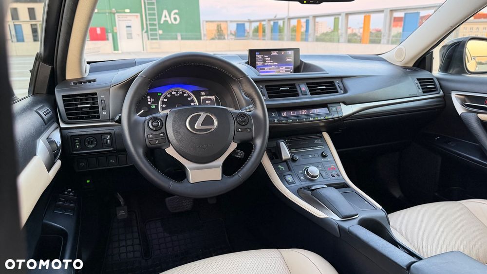 Lexus CT Luxury Line - 12