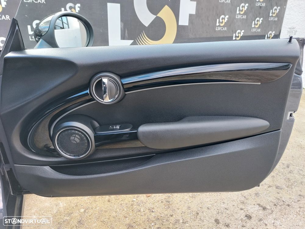 MINI 3 Portas Cooper S Aut. - 21