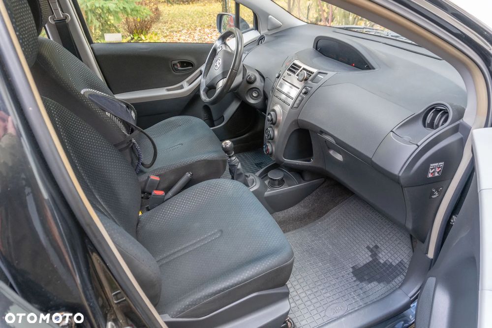 Toyota Yaris 1.33 Luna - 8