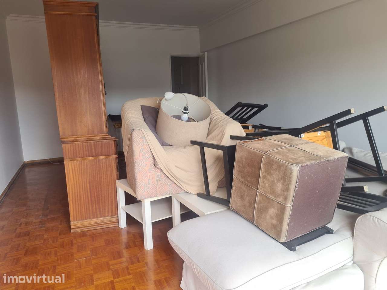 T3 Com parqueamento Lumiar - Grande imagem: 4/30