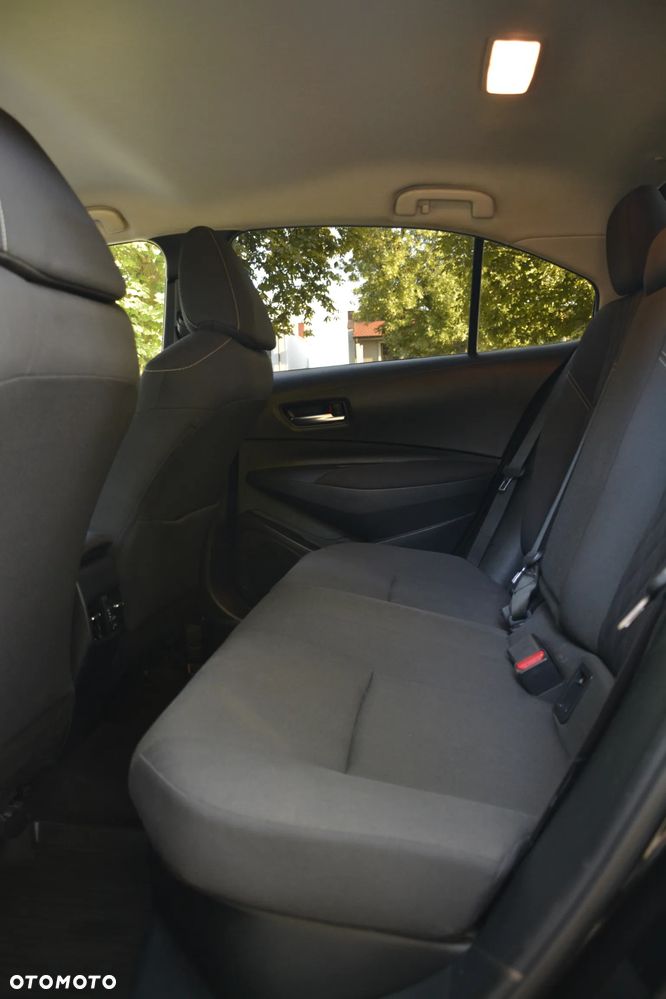 Toyota Corolla - 16