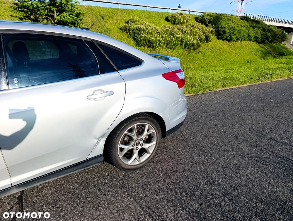Ford Focus - 12
