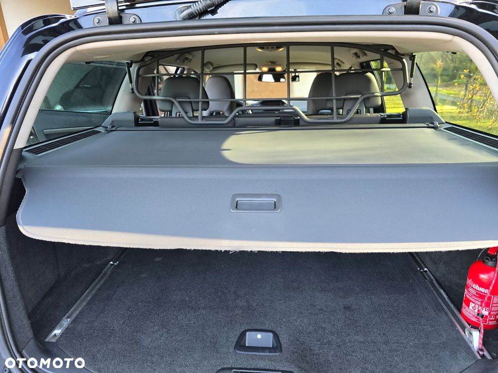Volvo XC 70 - 8