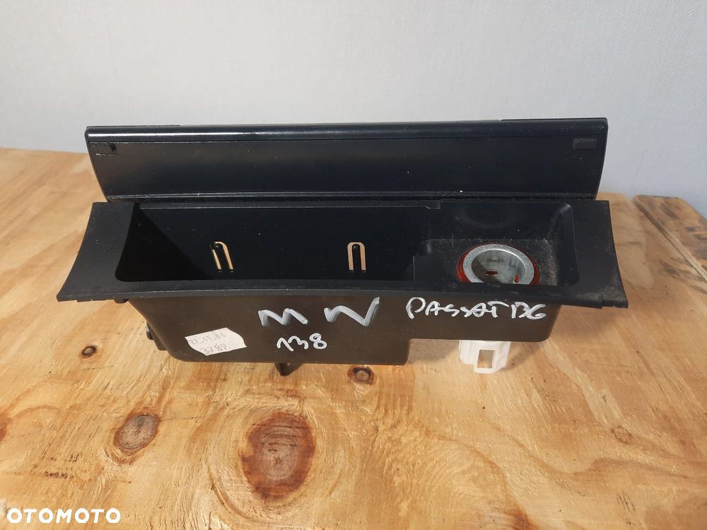 Popielniczka VW Passat B6