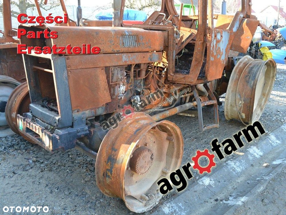 Case 856 części, skrzynia biegów, silnik - 4