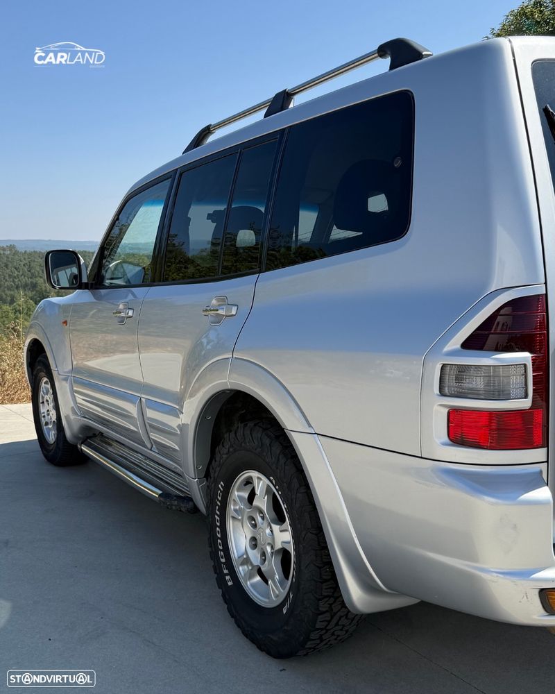 Mitsubishi Pajero - 17