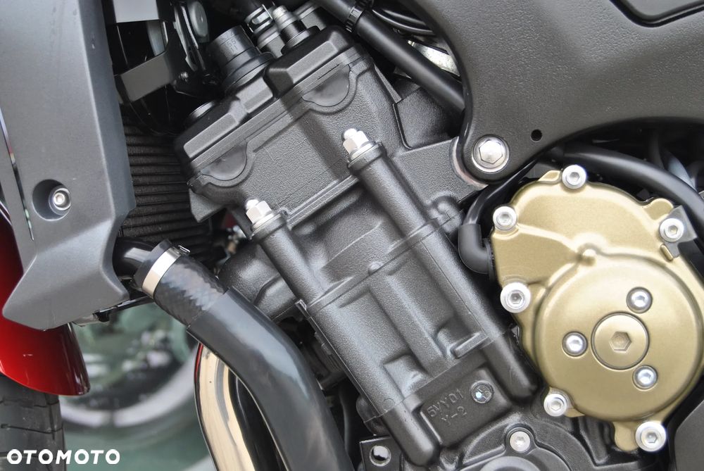 Yamaha FZ - 37