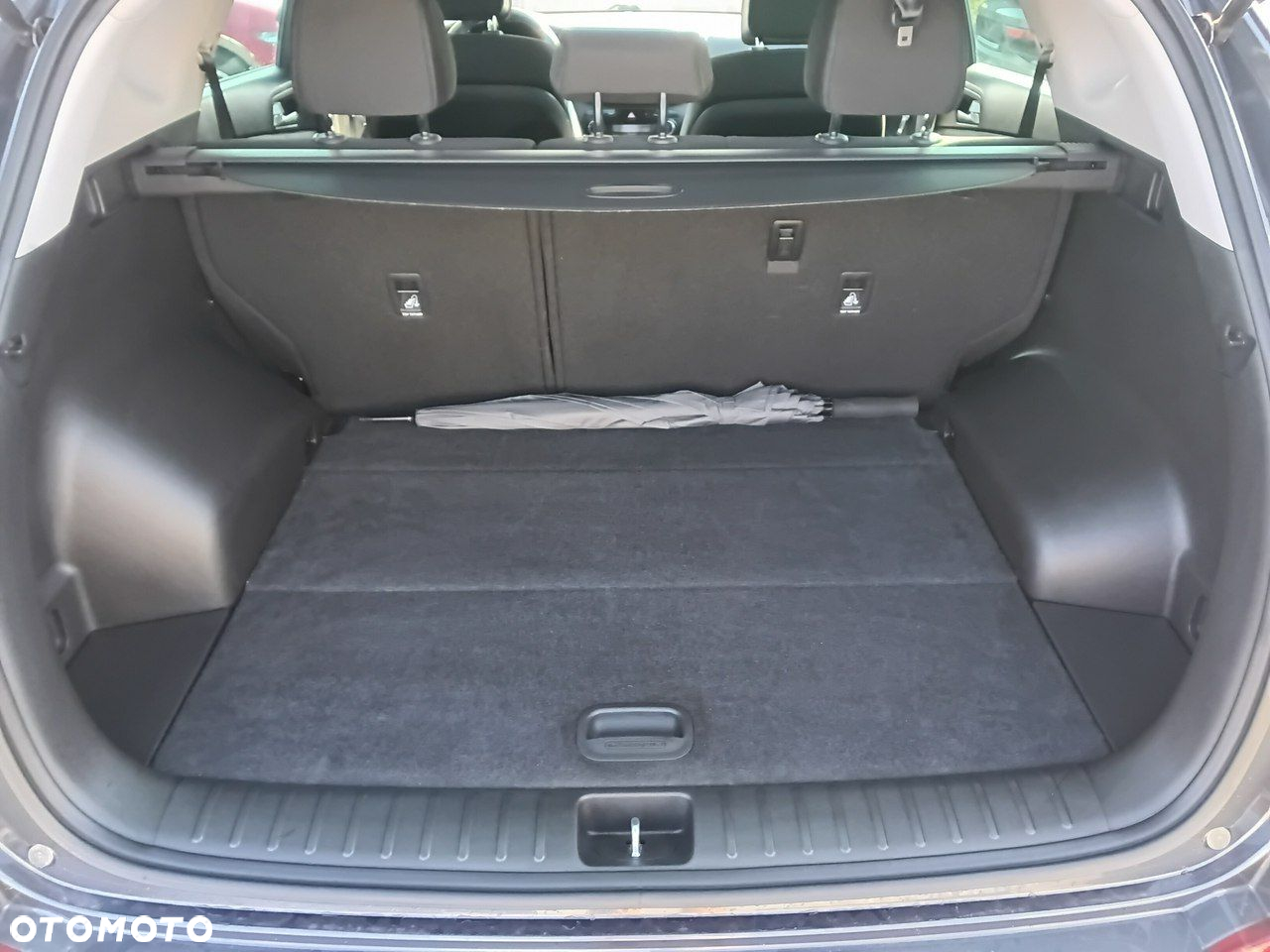 Hyundai Tucson 1.6 GDi Comfort 2WD - 32