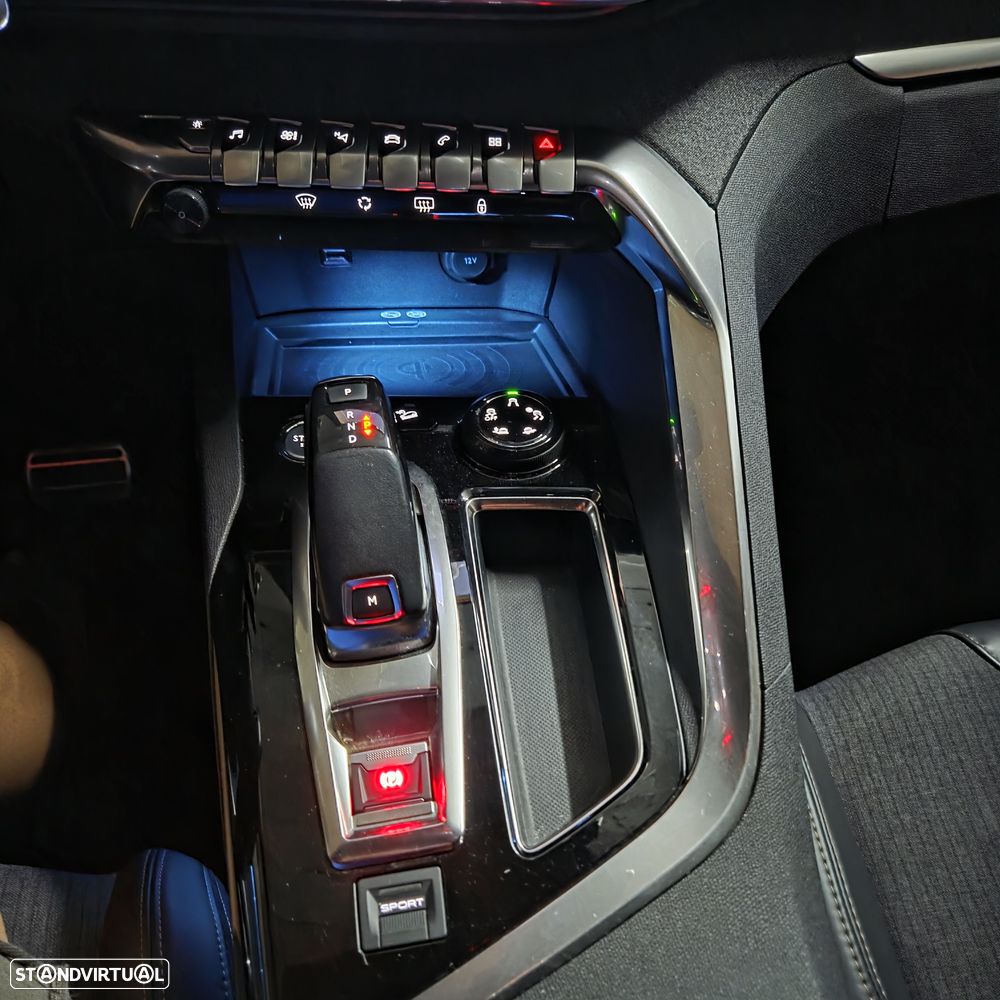 Peugeot 3008 1.6 BlueHDi GT Line Grip Control EAT6 - 8