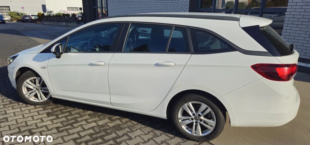 Opel Astra 1.6 CDTI Sport - 2
