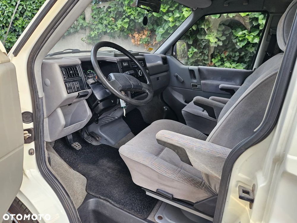 Volkswagen California - 10