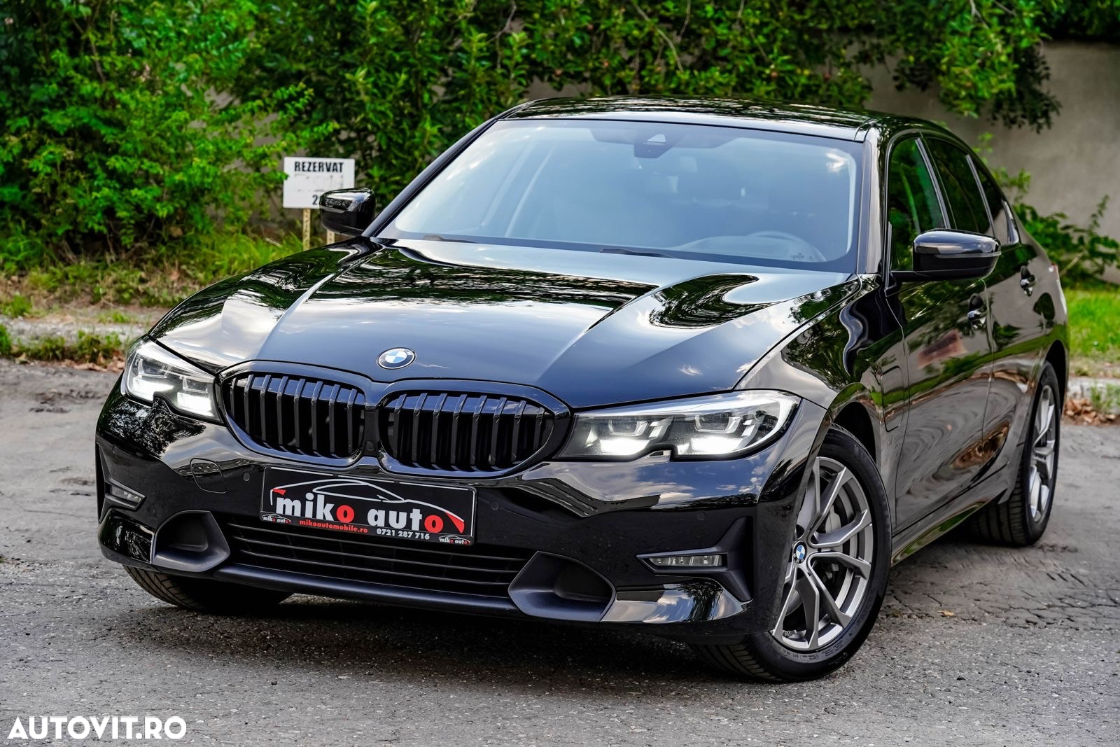 BMW Seria 3 330e Aut. Sport Line - 2