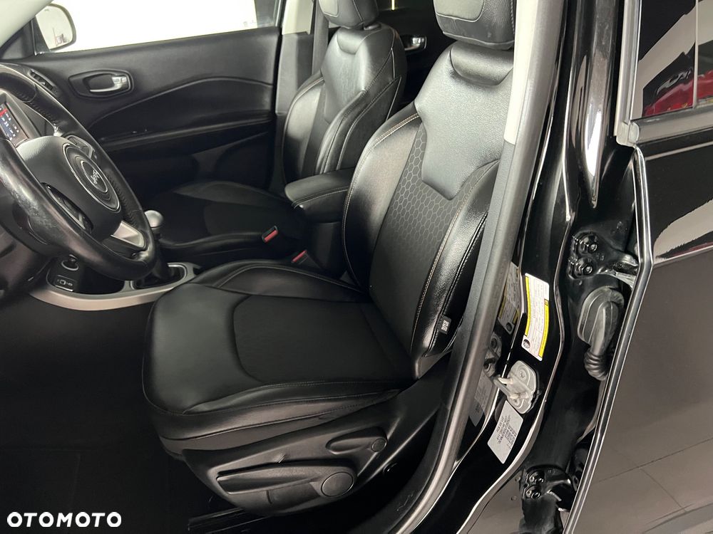 Jeep Compass 1.6 MultiJet Longitude - 11