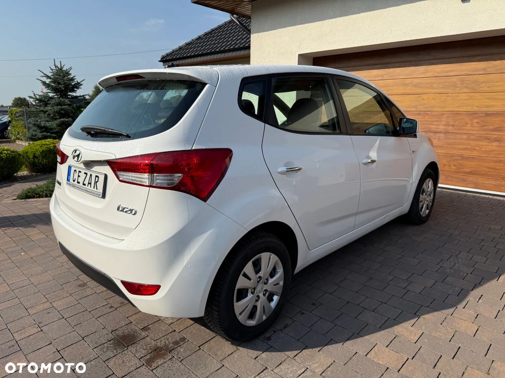Hyundai ix20 - 4