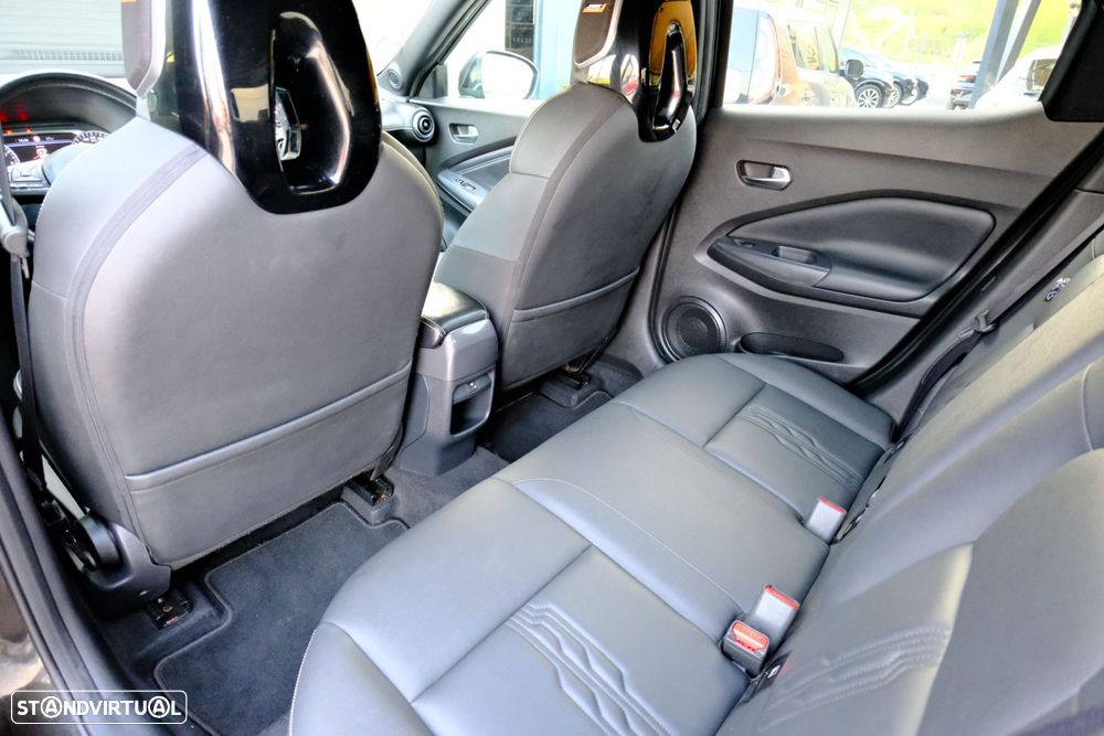 Nissan Juke 1.0 DIG-T N-Connecta Two Tone DCT - 10