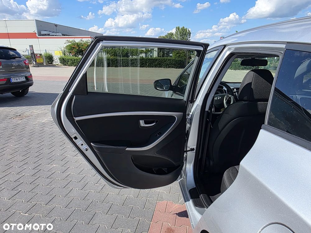 Hyundai i30 1.6 GDI Classic - 10