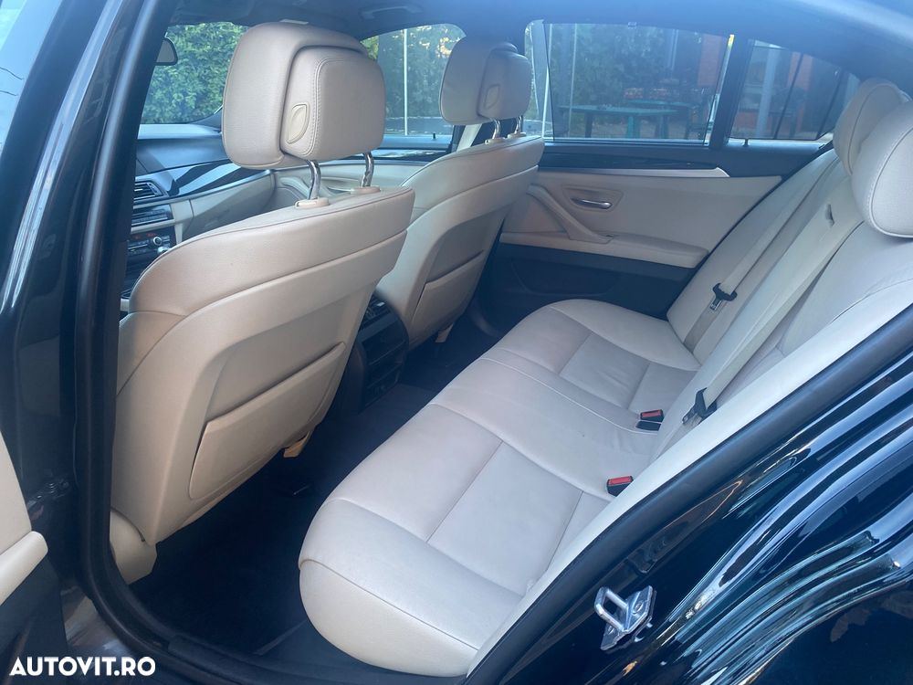 BMW Seria 5 520d - 14