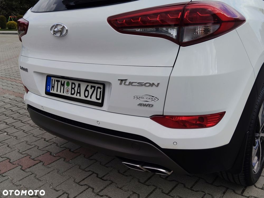 Hyundai Tucson 2.0 CRDi 4WD Passion Plus - 11