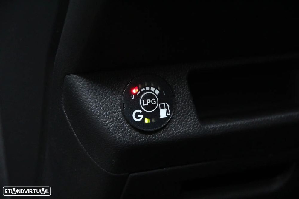Renault Clio 1.0 TCe Techno Bi-Fuel - 10